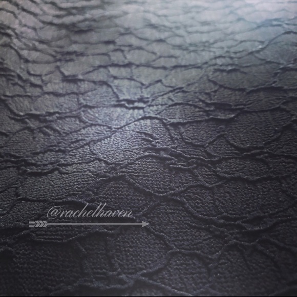 NWT!! 19 COOPER floral cold shoulder dress - Picture 8 of 8